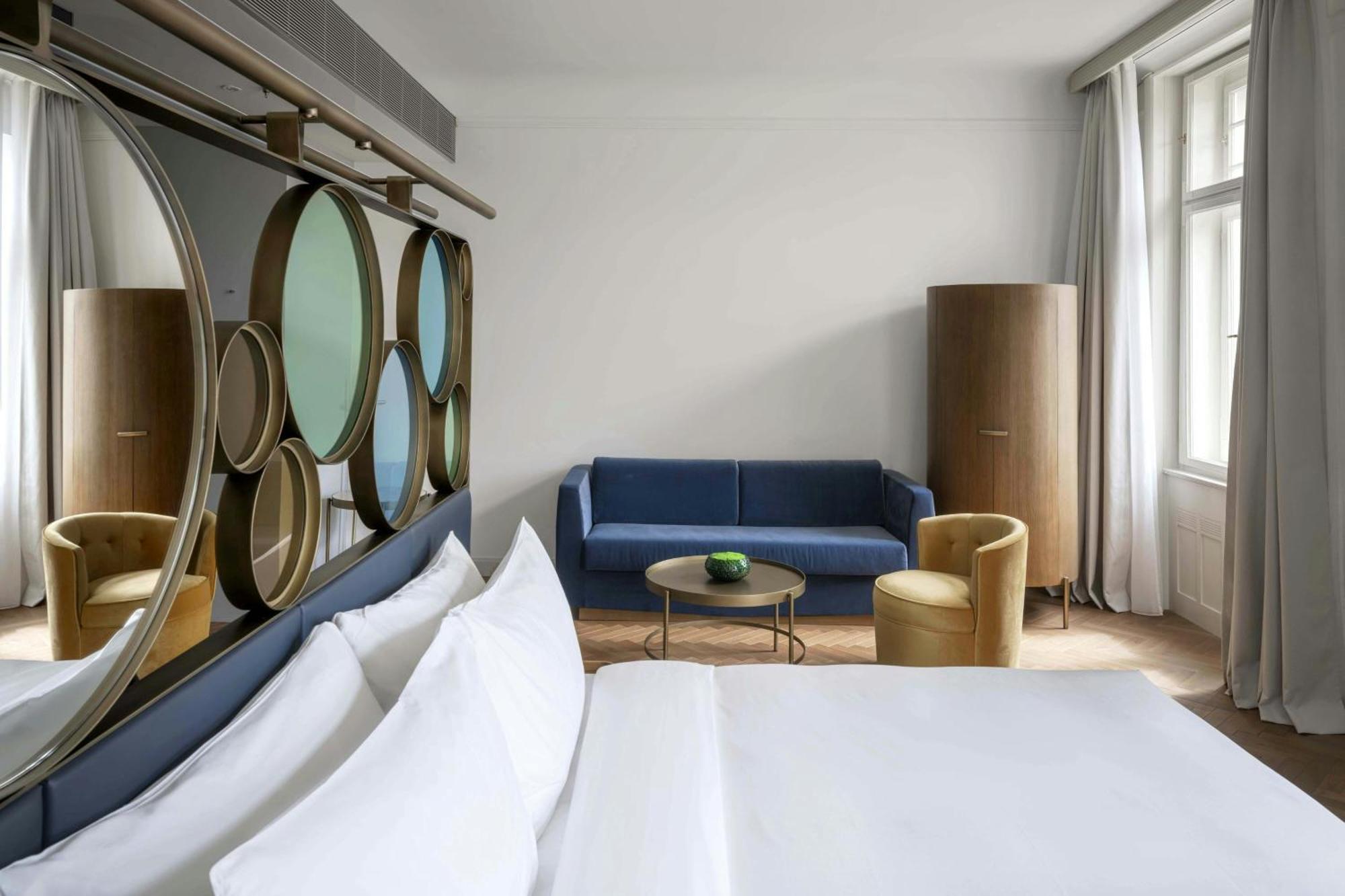 W 5* Praha